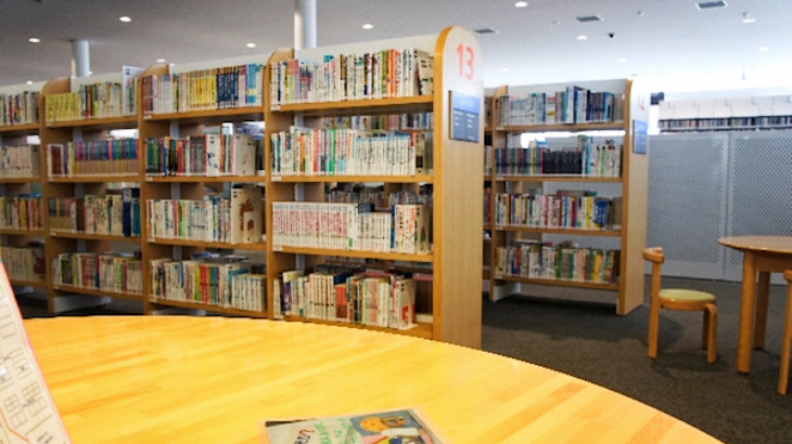 佐世保市立図書館