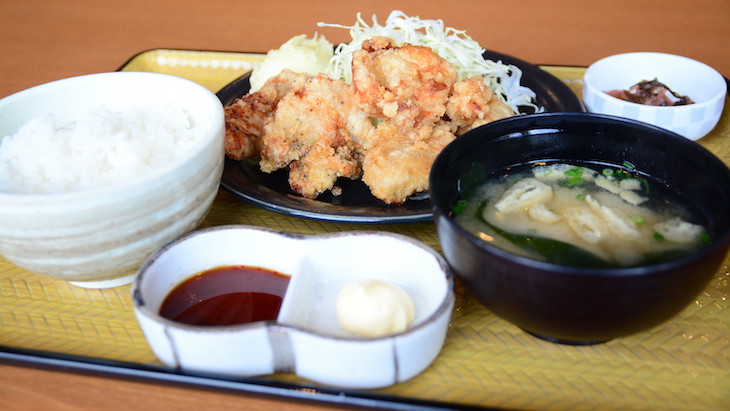 金から定食